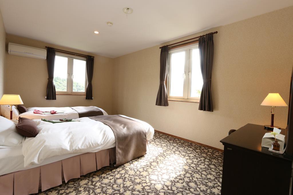 Hakone Kuranju Hotel Bilik gambar